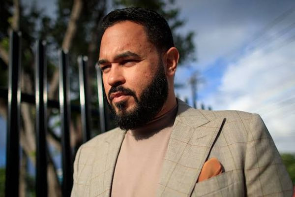 Rafi Pina, el "Showman" de la Controversia: Otro Capítulo en el Drama Musical con Daddy Yankee